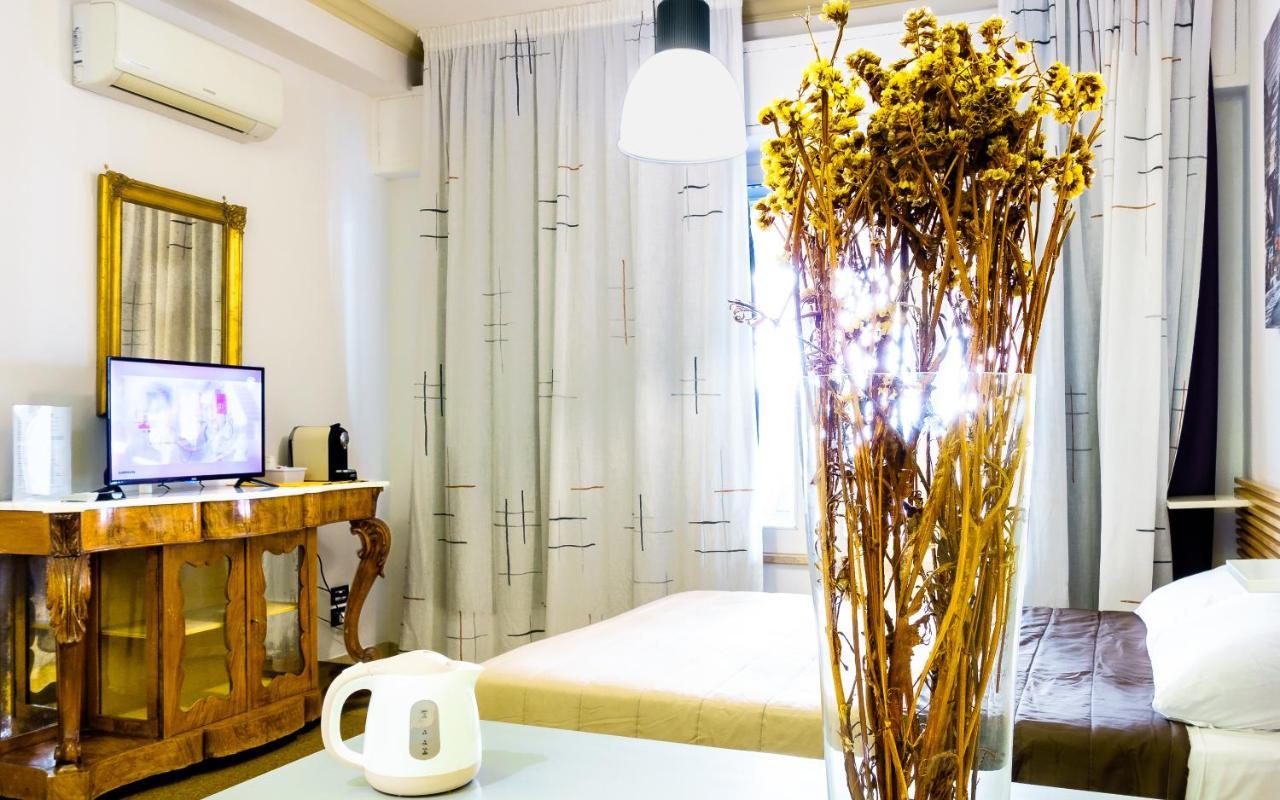 Suite In Center Palermo Exterior foto